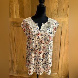 Daniel Rainn Floral, Cap Sleeve Top with Lace, Split Neck